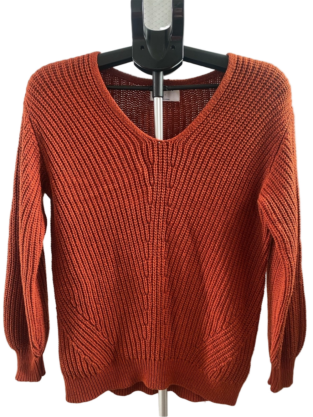 Old Navy Women’s V-Neck Chunky Knit Sweater in Burnt Orange
